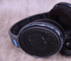 SENNHEISER HD 560S有线耳机的售价为18990卢比