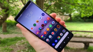 索尼Xperia1III智能手机从各个角度展示以防万一渲染