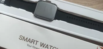 这个黑色星期要被廉价的AppleWatch和Fitbit克隆产品所迷惑