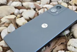 摩托罗拉MotoG5G是一款在其表面下正在酝酿的手机