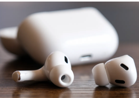 者称AirPodsPro3和AirPods4即将推出将搭载更出色的ANC技术